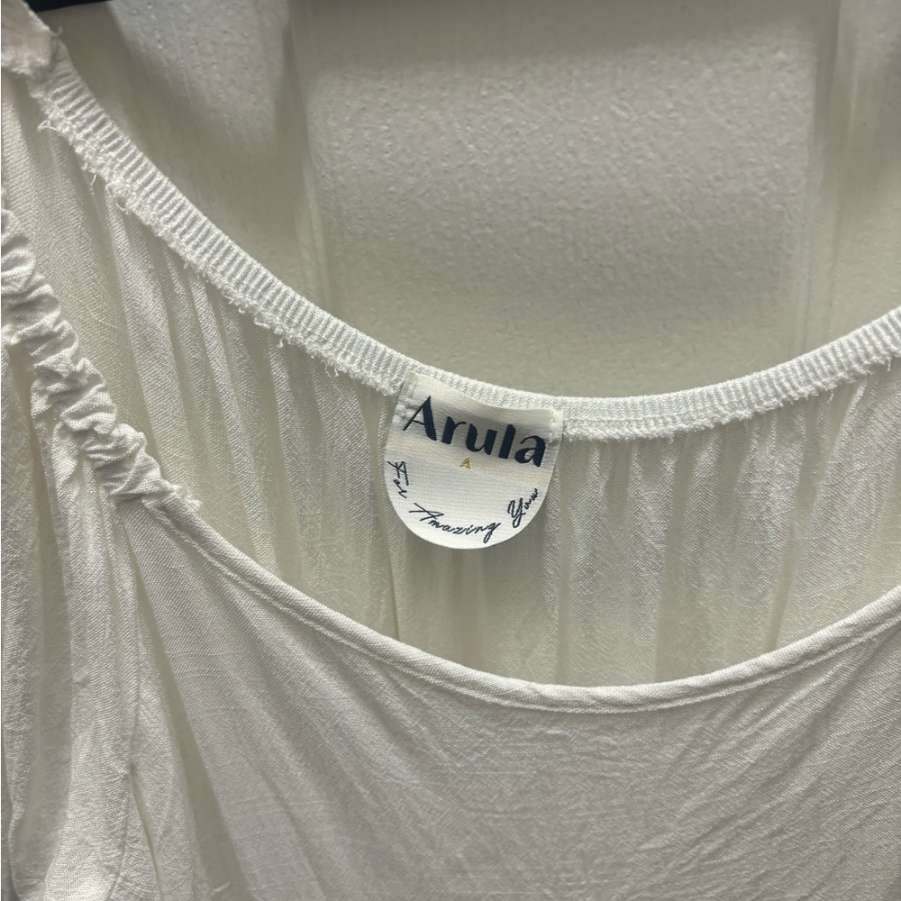 Arula White Ruffled Women's Top - Picture 2 of 4